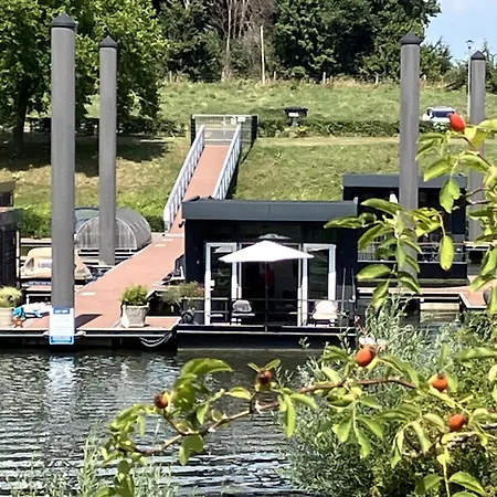 De Maasterp - Watervillage 16 *