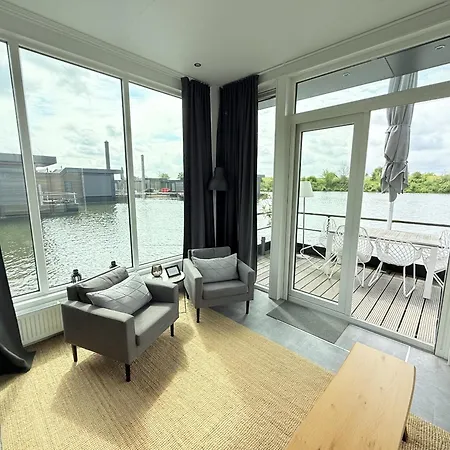 De Maasterp - Watervillage 16 Tekne Ohé en Laak