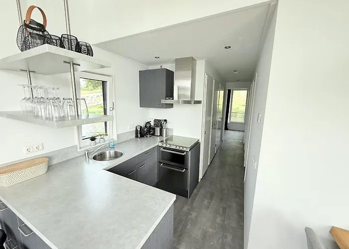 De Maasterp - Watervillage 16 * Ohé en Laak